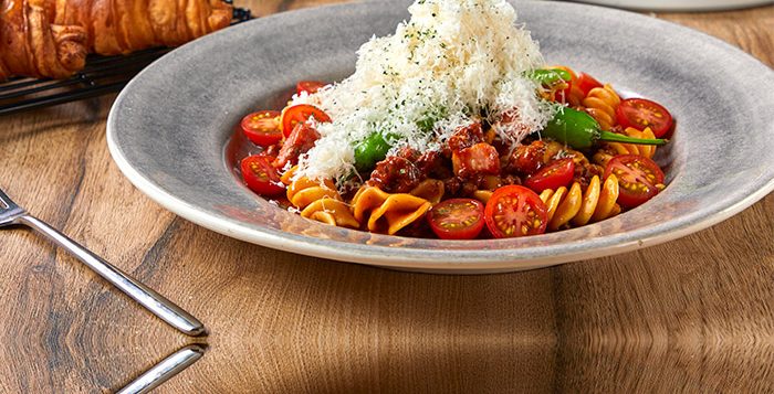lunch01_featured_edit700x700_3-2